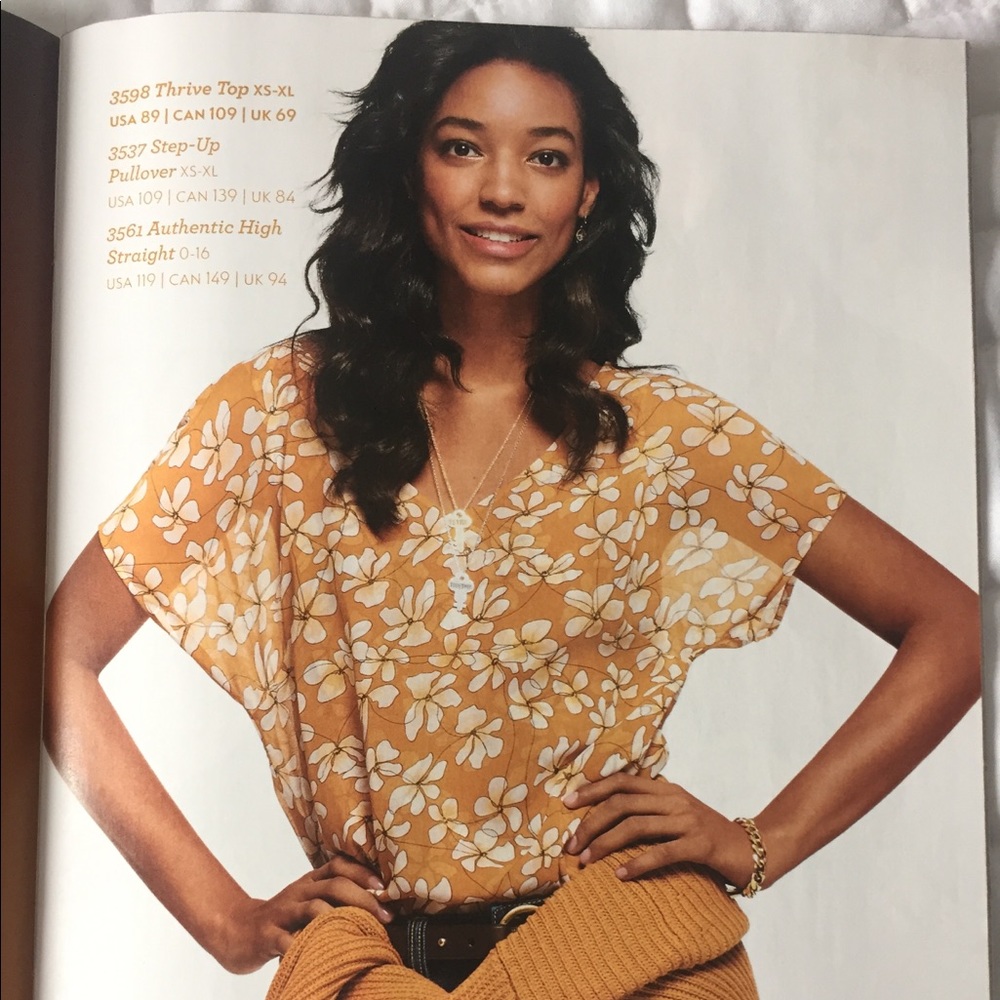 Cabi Fall 2018 Thrive top Large